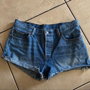 Levi vintage high rise shorts
